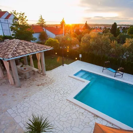Vila Eleganza With Pool For 9 Guests , Zadar