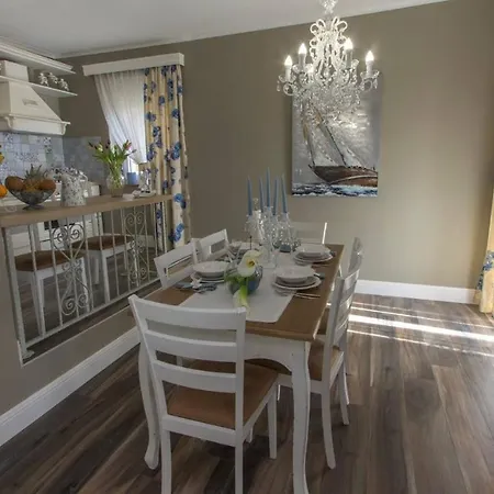 Eleganza With Pool For 9 Guests , Villa Zadar